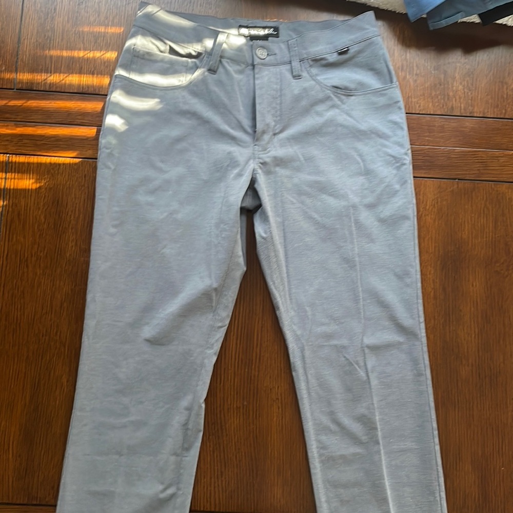 Travis Mathew golf pants. Size 32.